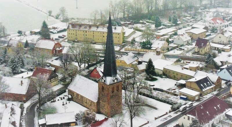 Kirche-Wildberg-Winter-Luftaufnahme-2021